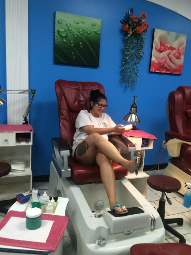 USA Nails nail work in McDonough, Georgia