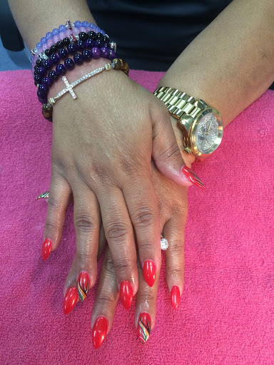 USA Nails nail photo 5